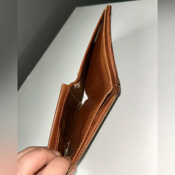 Louis Vuitton Monogram Bifold Wallet - Picture 8 of 16